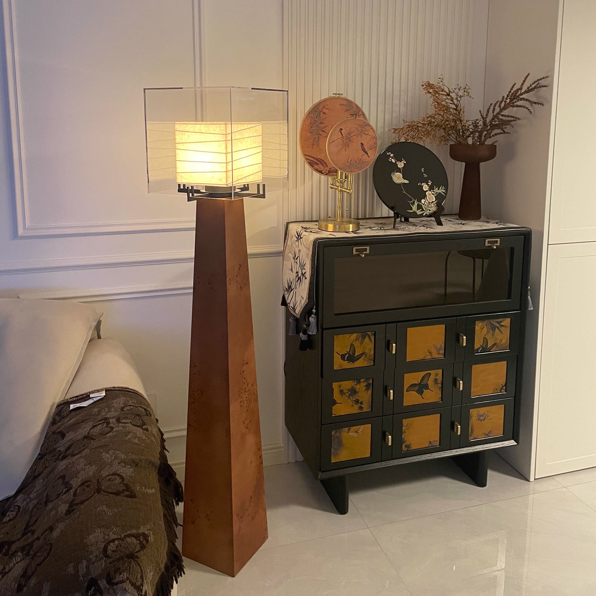 Geometrische moderne Stehlampe