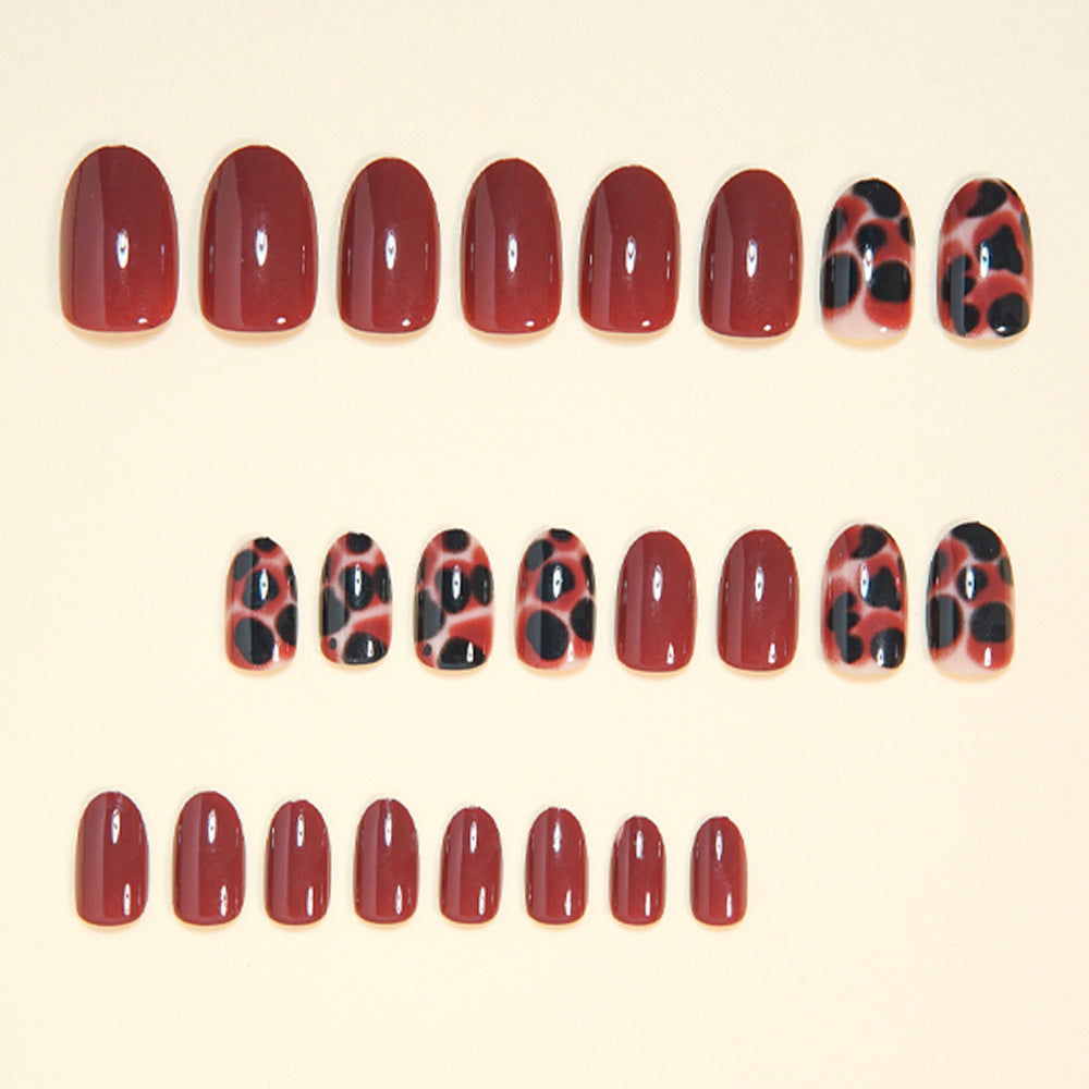 Premium Künstlerisches Press-On Nail Design Brehn