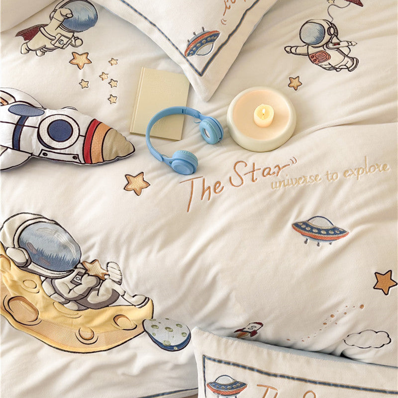 Kinder-Bettwäsche-Set aus softem Baumwoll-Mischgewebe mit gesticktem Astronauten- und Raketenmotiv