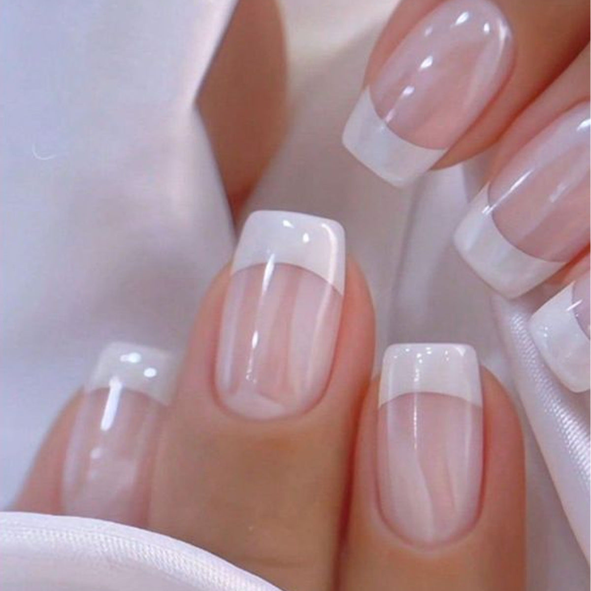 Elegante französische Tipp-Acryl-Presse-Nägel Brehn