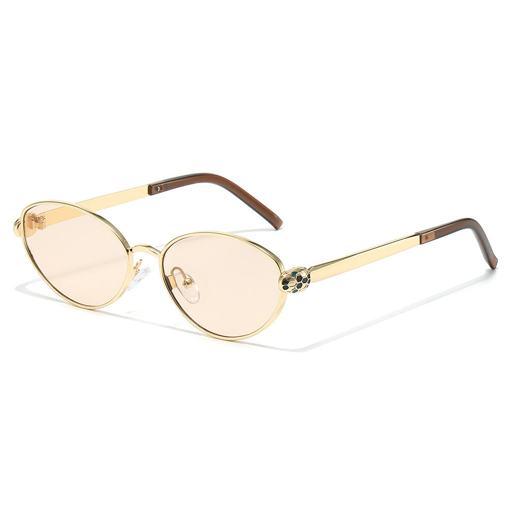 Chic Cat-Eye Sonnenbrille mit luxuriösen goldenen Akzenten Brehn