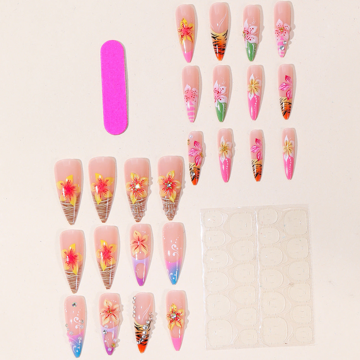 3D Floral Akzent Nagelkunst Extensions Brehn