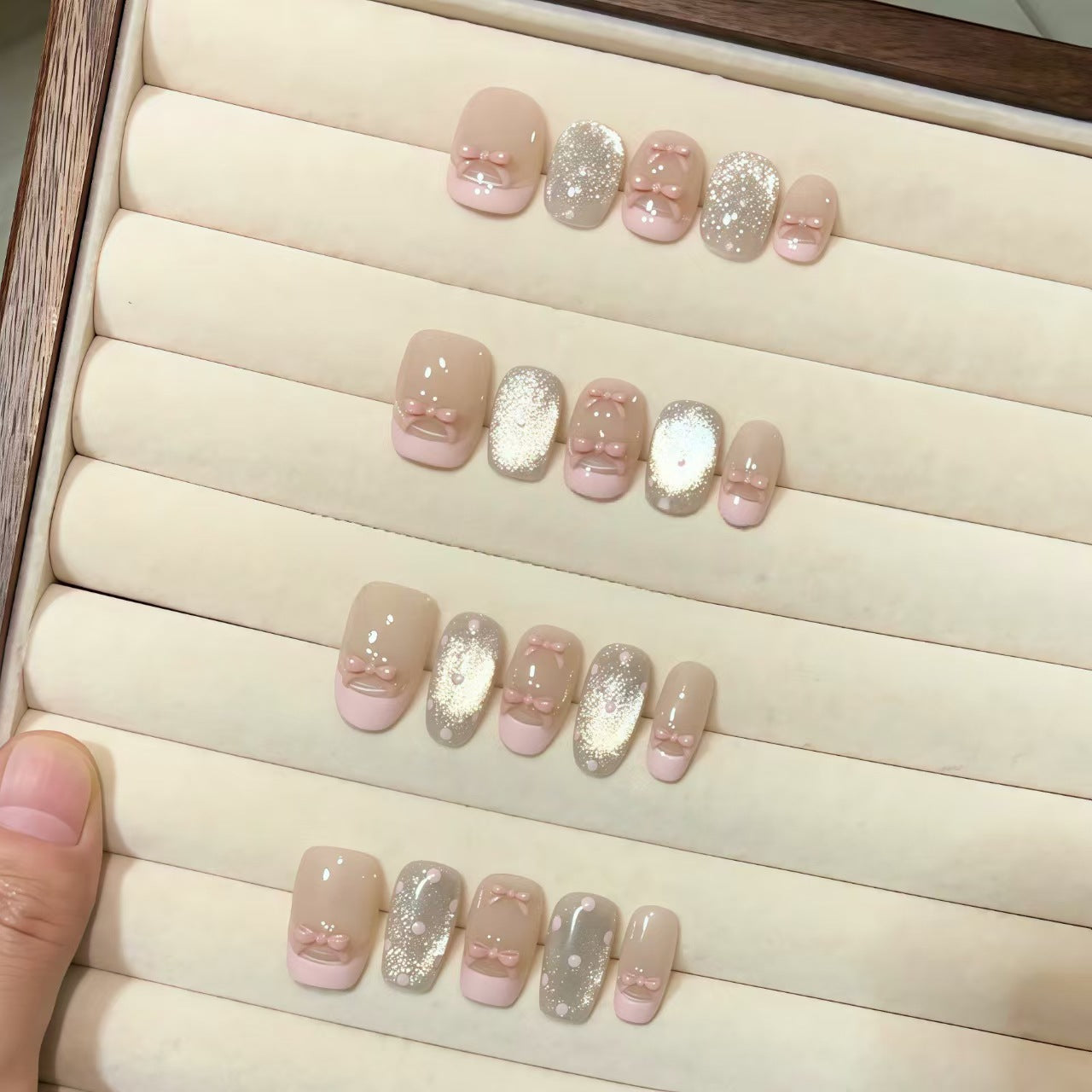 Elegante Press-On Nagelkunst Kollektion Brehn