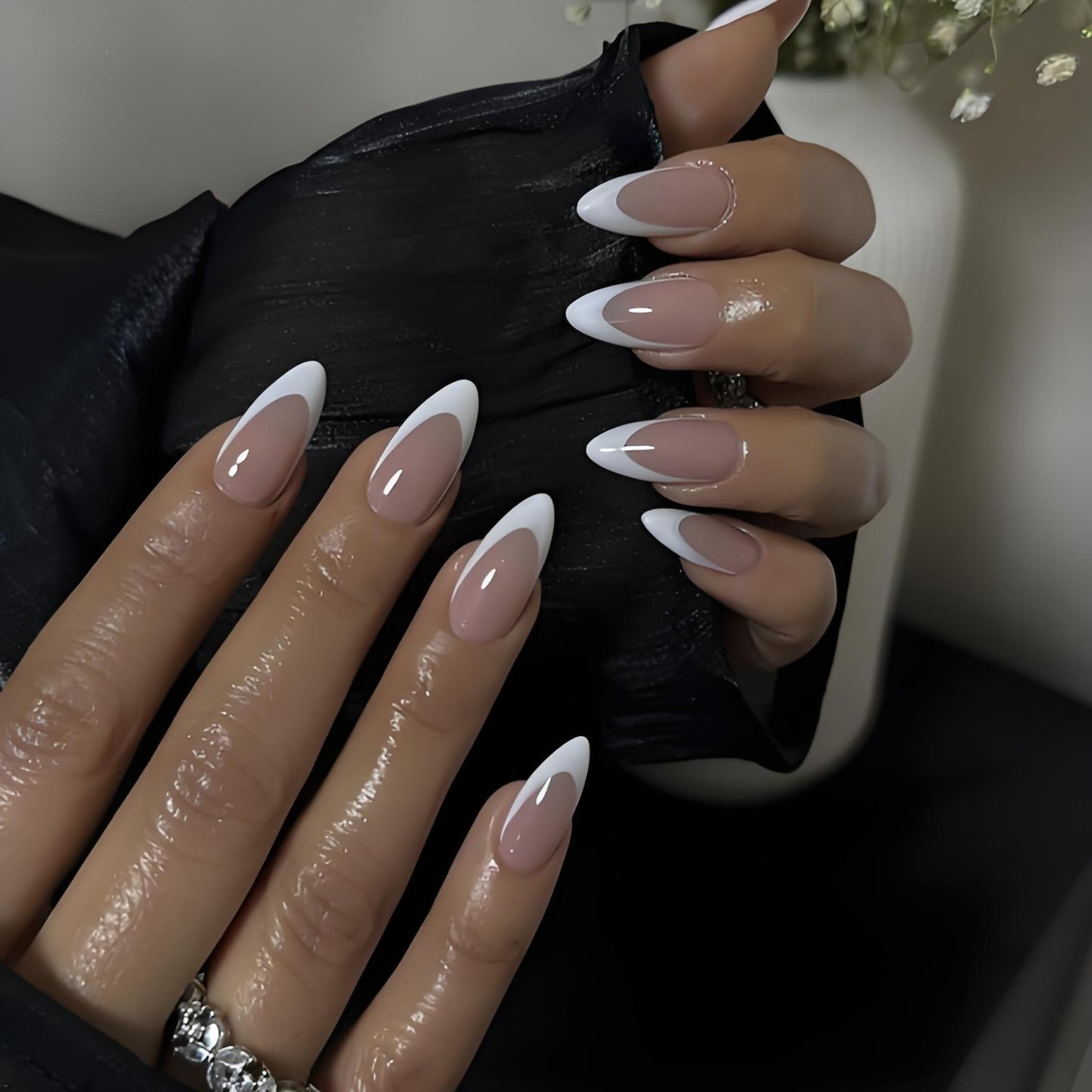 Elegante French-Spitzen Kunstnägel Brehn