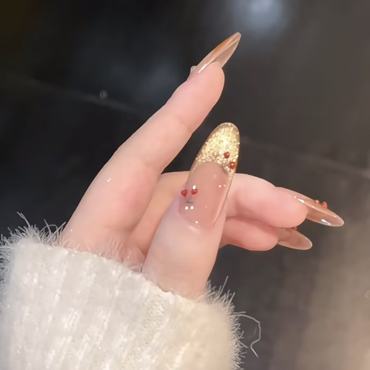 Dekorative Glitzer Nagelkunst Brehn