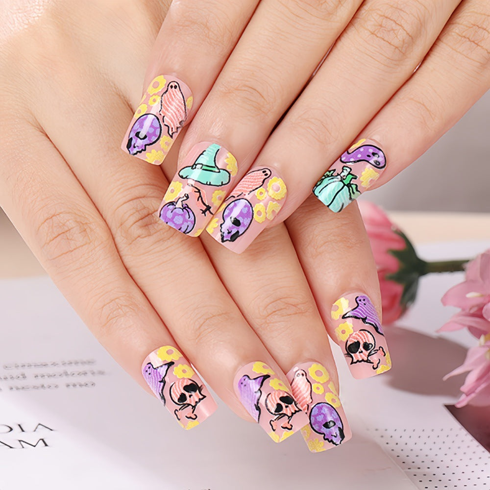 Kreatives Halloween Nageldesign Brehn