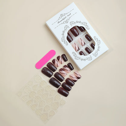 Premium Press-On Nagelkunstset mit eleganten Designs Brehn