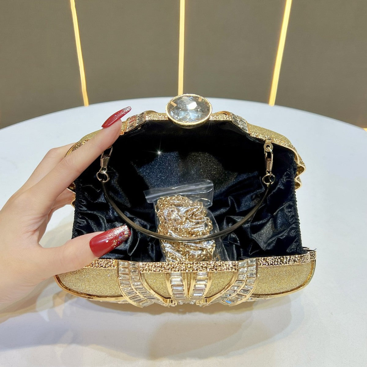 Glamouröse dekorative Clutch Tasche