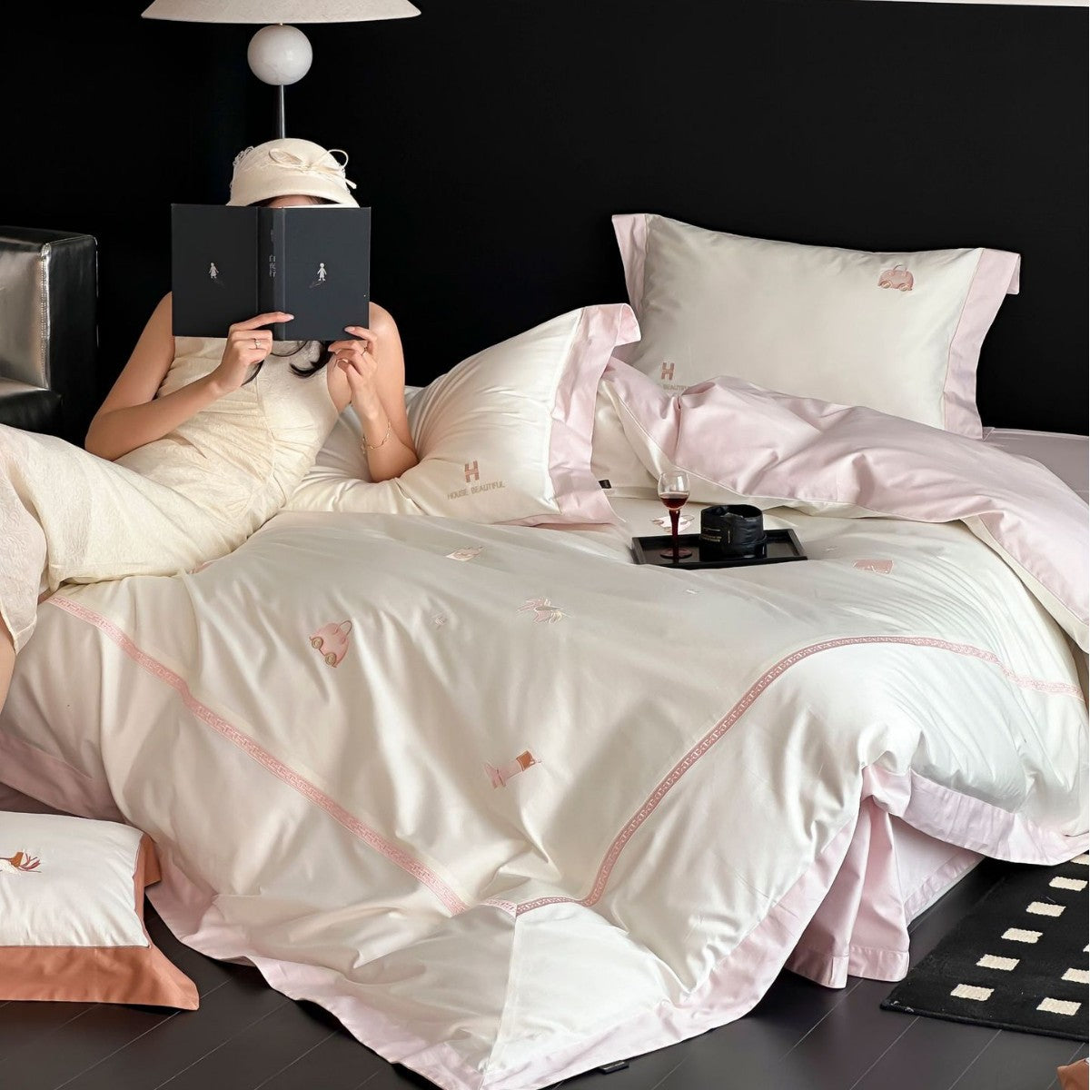 Luxuriöses Satin-Feeling Bettbezug-Set mit Doppel-Oxford-Rand und Kissenbezügen