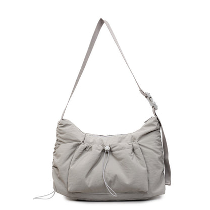 Lässig funktionale Slingtasche