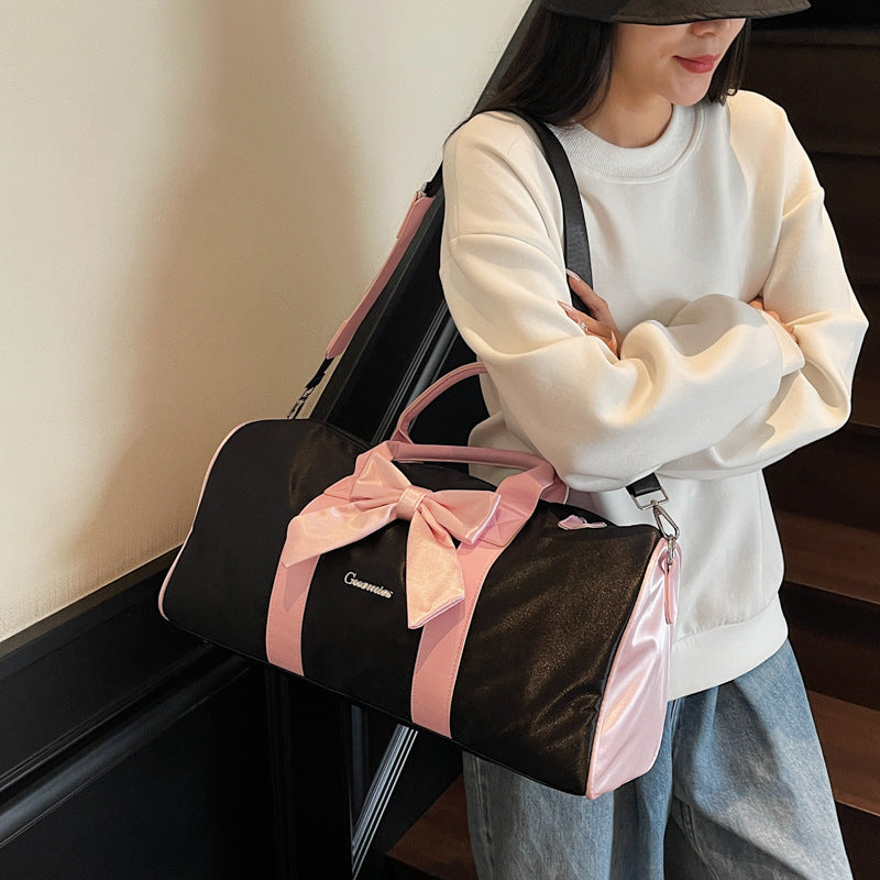 Elegante Schleifen-Akzent Duffel-Tasche Brehn