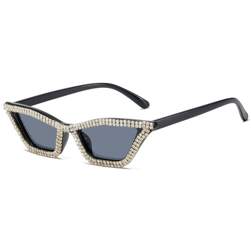 Damen extravagante Cat-Eye Sonnenbrille mit funkelndem Kristallrahmen Brehn