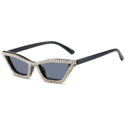 Damen extravagante Cat-Eye Sonnenbrille mit funkelndem Kristallrahmen Brehn