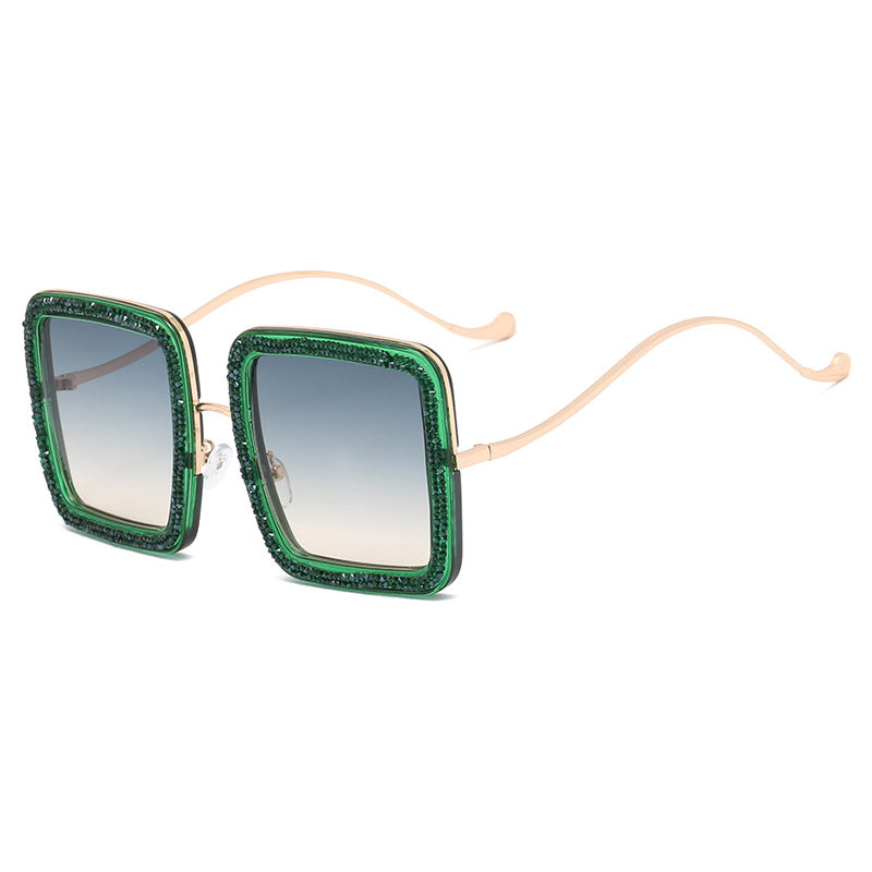 Damen glamouröse Sonnenbrille mit funkelndem Kristallrahmen Brehn