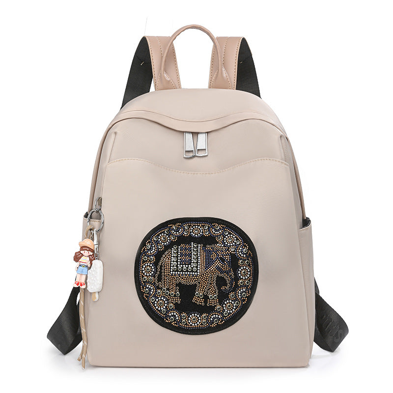 Modischer bestickter Rucksack