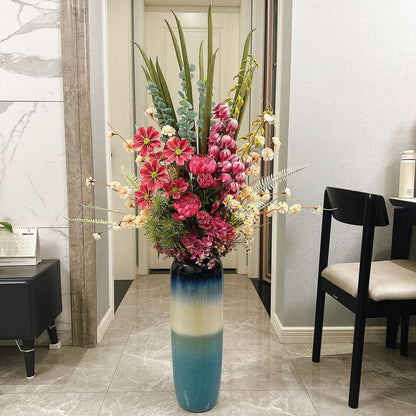 Außergewöhnliches künstliches Blumenarrangement