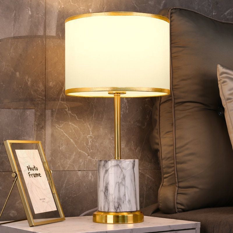Moderne dekorative Schreibtischlampe