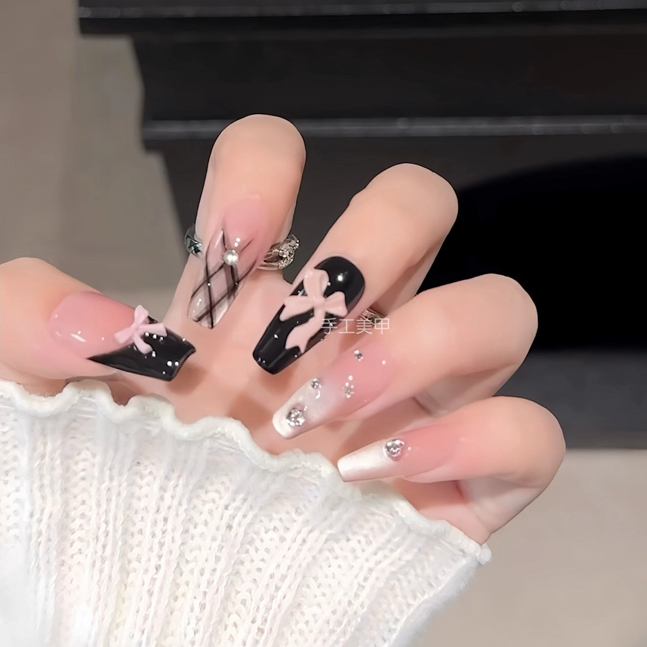 Press-On Nail Art Set Brehn