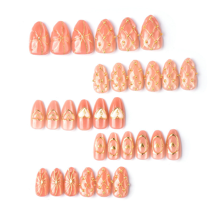 Künstlerisches Nagelkunstset mit goldenen Akzenten Brehn