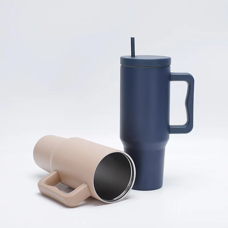 Damen Thermobecher mit ergonomischem Griff und integrierter Trinkhalm Brehn