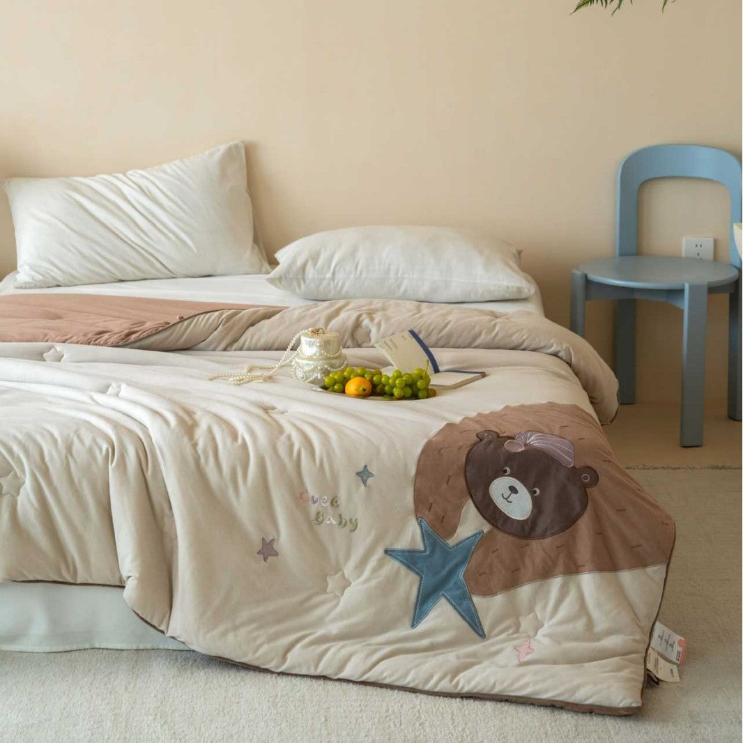 Kinder-Steppdecke mit niedlicher Bär-Applikation und weicher Füllung