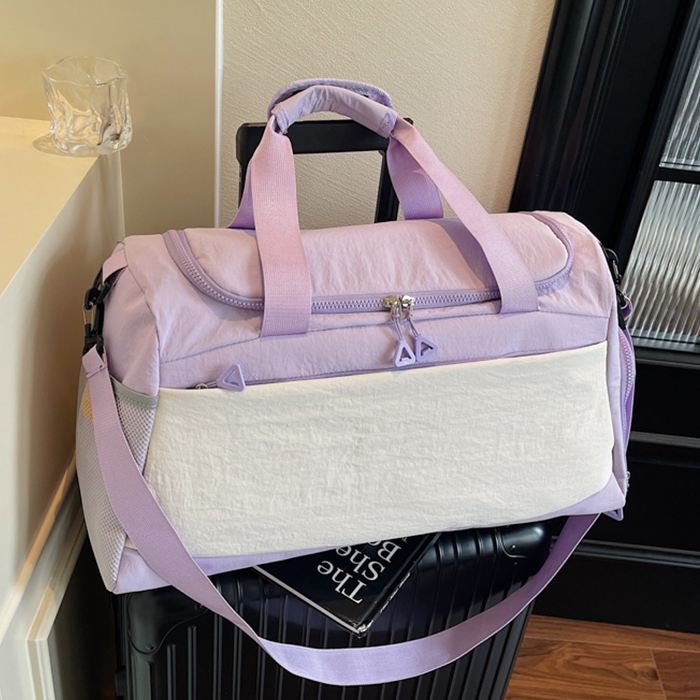 Sportliche Reisetasche mit Stabilen Tragegriffen Brehn