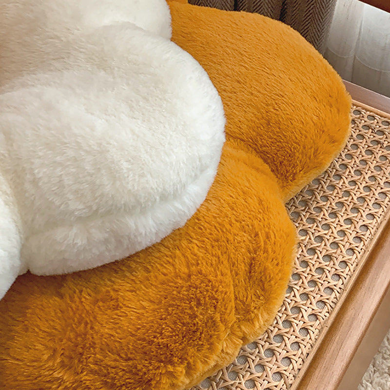 Blütenförmiges Plüsch-Sitz- und Dekokissen aus weichem Teddyfleece Brehn
