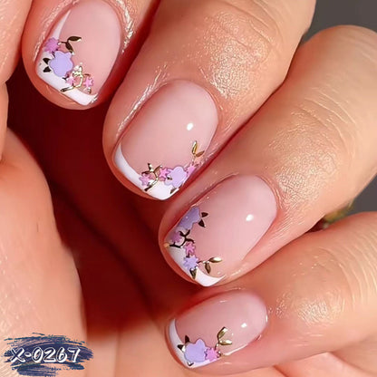 Blumeninspiriertes Nagelkunst-Set