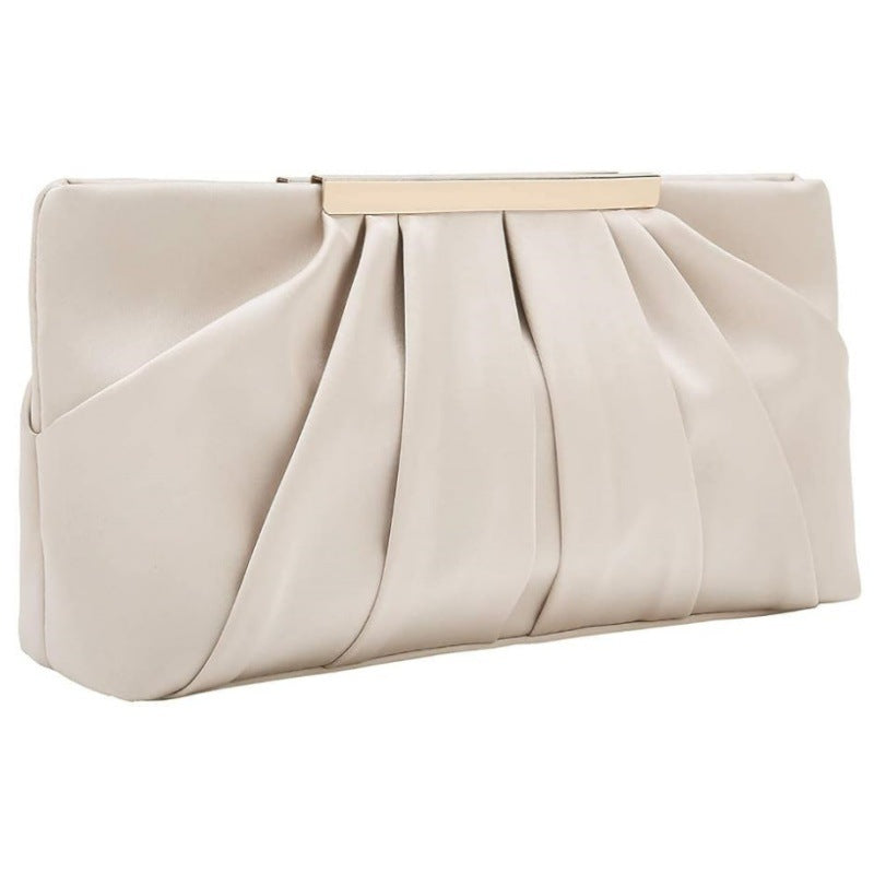 Elegante Clutch mit Raffinierten Faltendetails Brehn