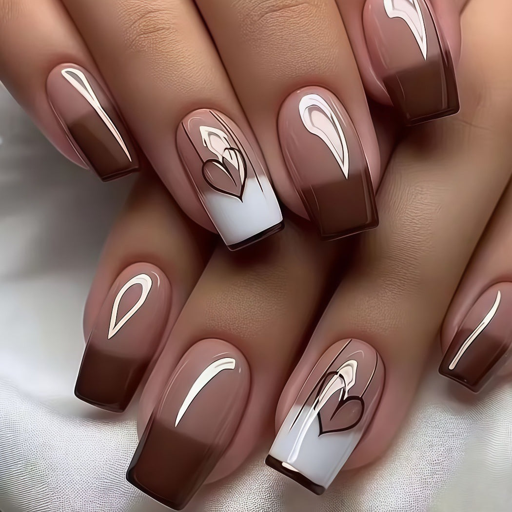 Kunstvolle Nail Art Spitzen Brehn