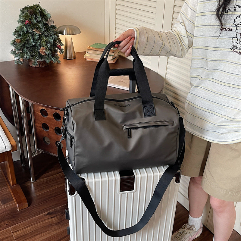 Sportliche Duffel-Bag Mit Zusätzlichen Fächern Brehn