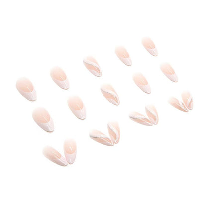 Elegantes Stiletto-Nagelkunst-Set mit Glitzerakzenten Brehn