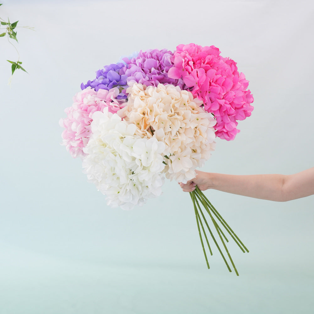 Elegante Kunstblumenarrangement