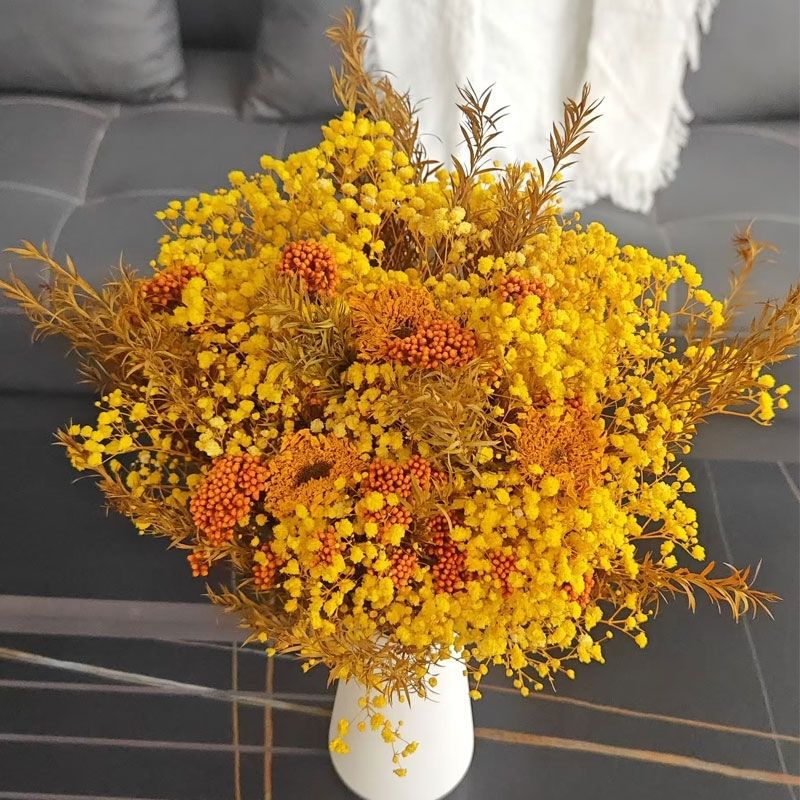 Getrockene Blumenanordnung