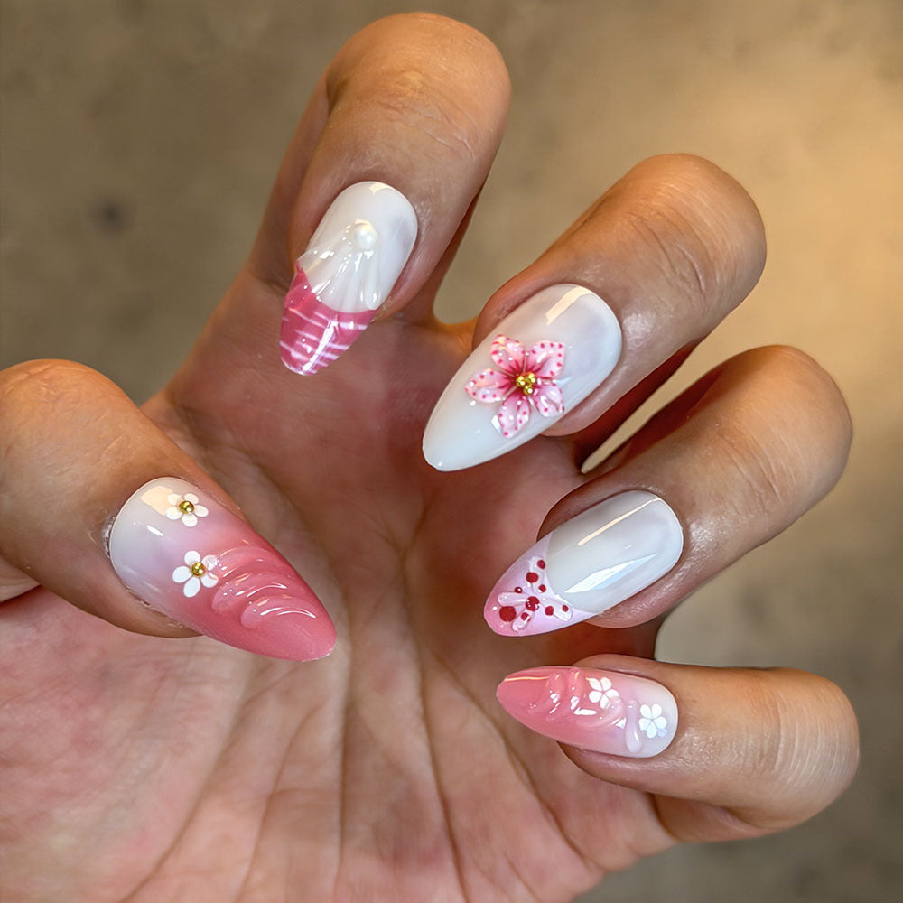 Künstlerisches Floral Press-On Nagelset Brehn