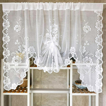 Elegante florale Spitzenfenstervorhänge