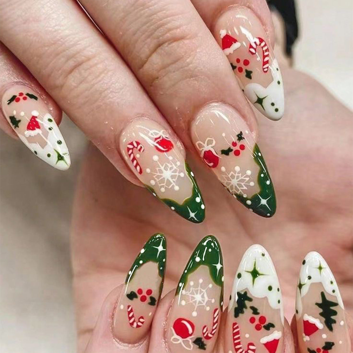 Festliche Feiertags-Stilettnagelkunst Brehn