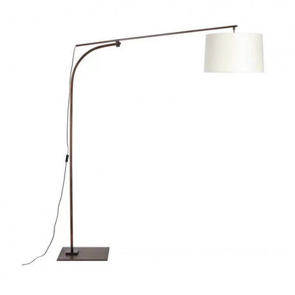 Verstellbare Bogenfußlampe mit elegantem Schirm