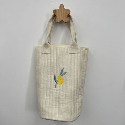 Ge quiltete Baumwoll-Canvas-Tasche mit besticktem Zitronenmuster und kurzen Webbandgriffen