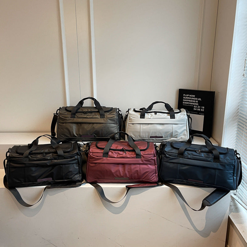 Geräumige Reisetasche mit mehreren Fächern Brehn