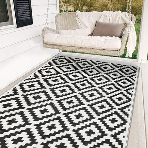 Geometrisch gemusterter Outdoor-Teppich