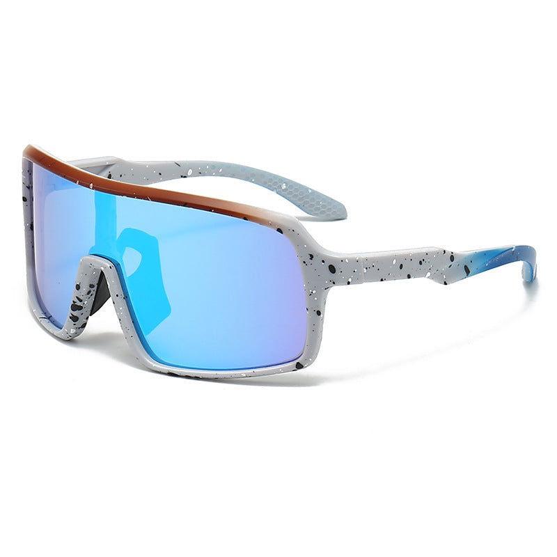 Damen modische Sonnenbrille im futuristischen Design mit großflächigen Gläsern Brehn