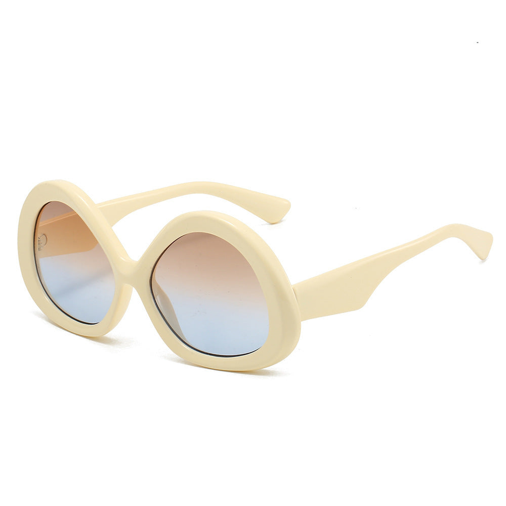 Oversized Retro-inspirierte Schmetterlingssonnenbrille Brehn