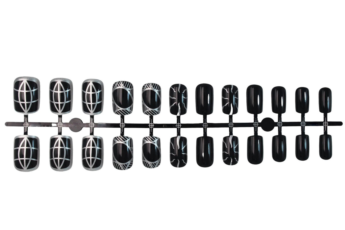 Kunstnagelset mit geometrischem Design Brehn