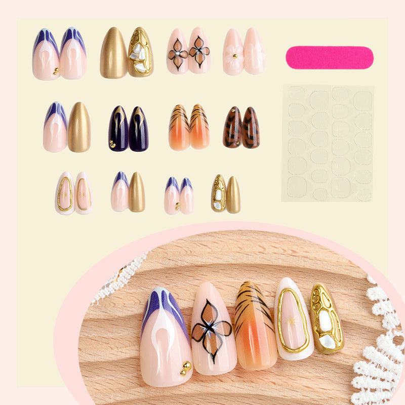 Dekoratives Press-On Nagelset Brehn