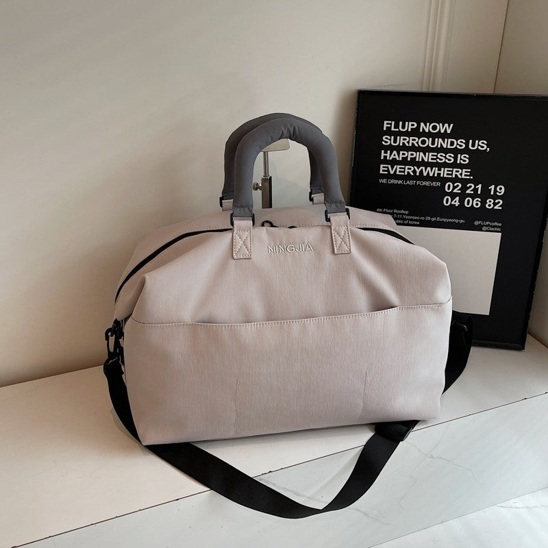 Damen Sportliche Reisetasche mit ergonomischen Griffen und vielseitiger Fächeraufteilung Brehn
