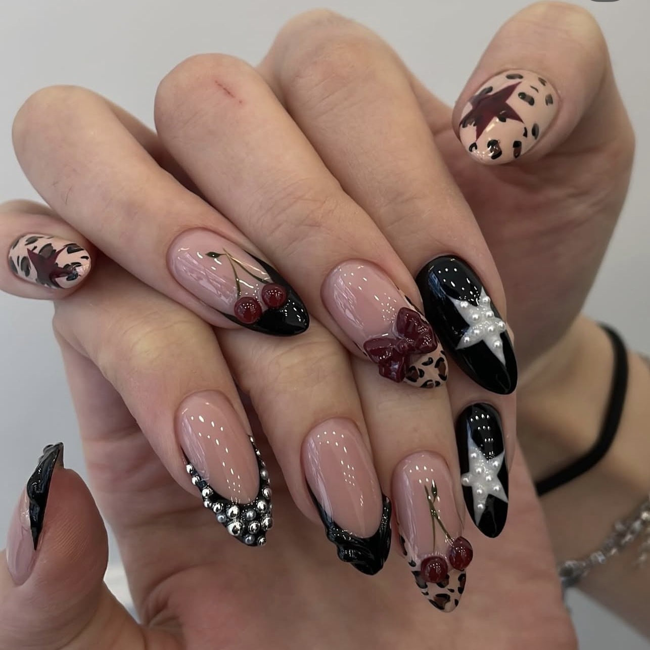 Artistic Nail Design Set Brehn