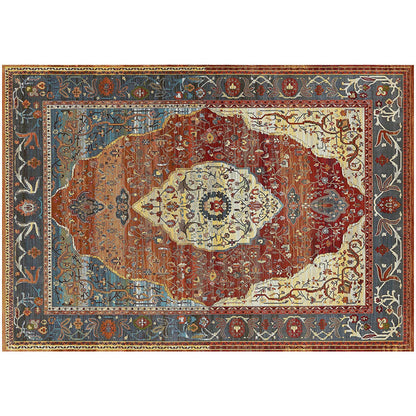 Traditioneller floraler Musterbereichsteppich