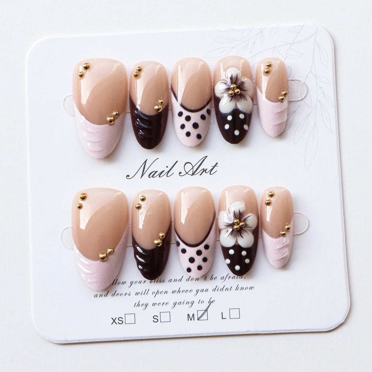 Dekorative Nagelkunst