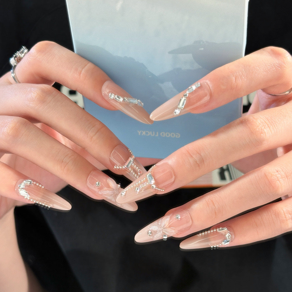Dekorative Nagelkunst Brehn